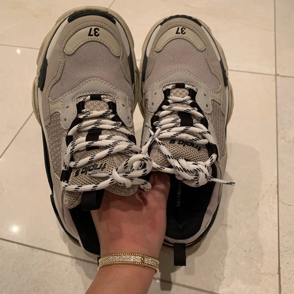 Balenciaga Sneakers - Picture 3 of 6